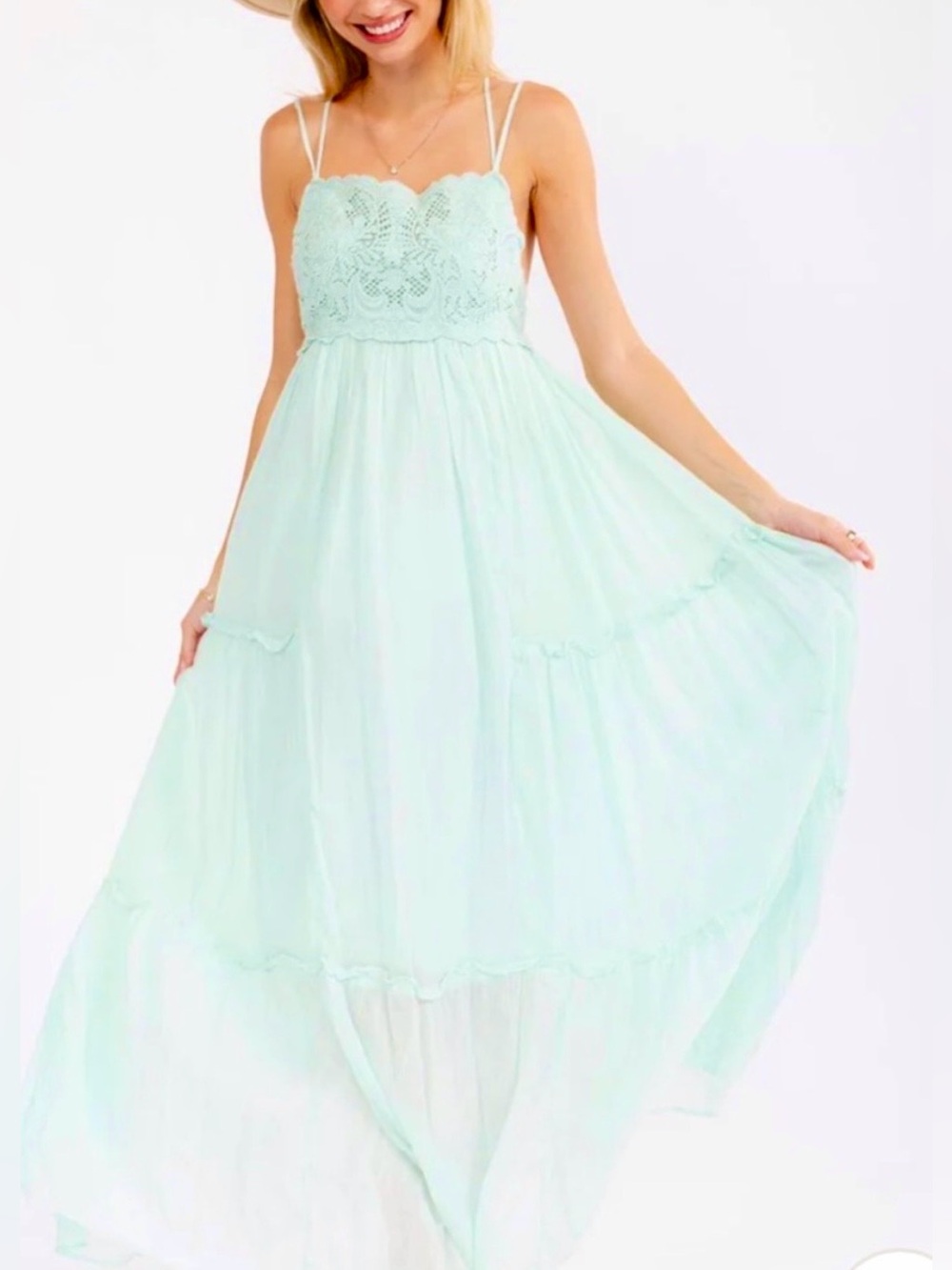 NWT MABLE SUMMERLYN TIFFANY CROCHET HALTER MAXI DRESS SMALL